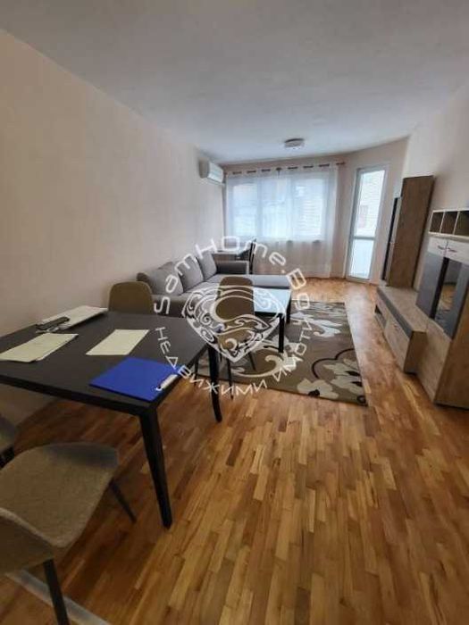 Дава се под наем Двустаен апартамент в Варна, Лятно кино Тракия - 60 кв.м за 408 € - Снимка #1