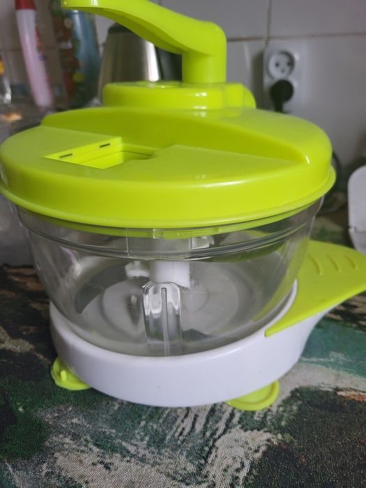 Продам лукарезка ручная