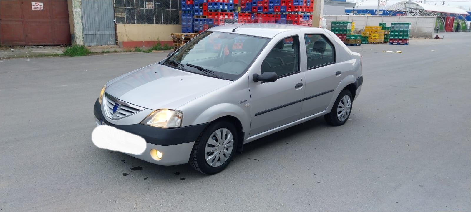 Vand  dacia logan full 16 benzina  an 2007 euro 4