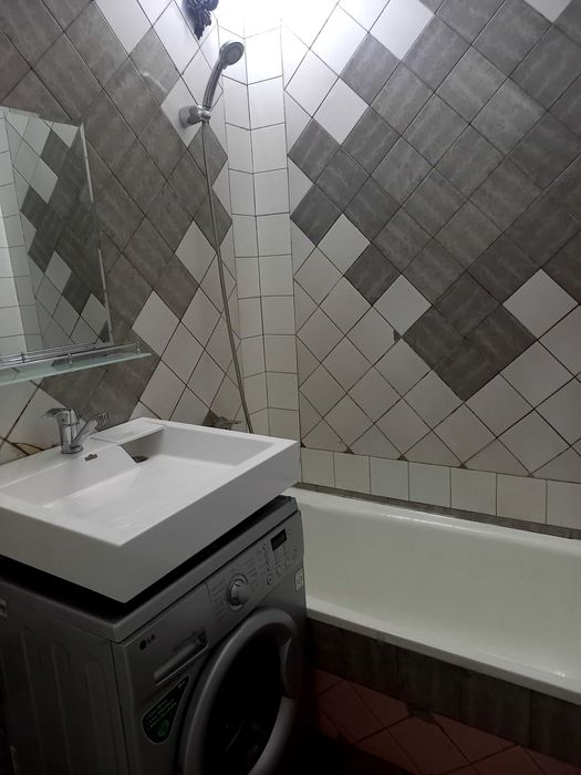 Квартира в аренду 2х комнатная