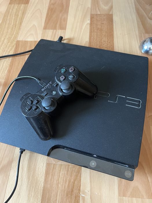 Продам приставку PS3