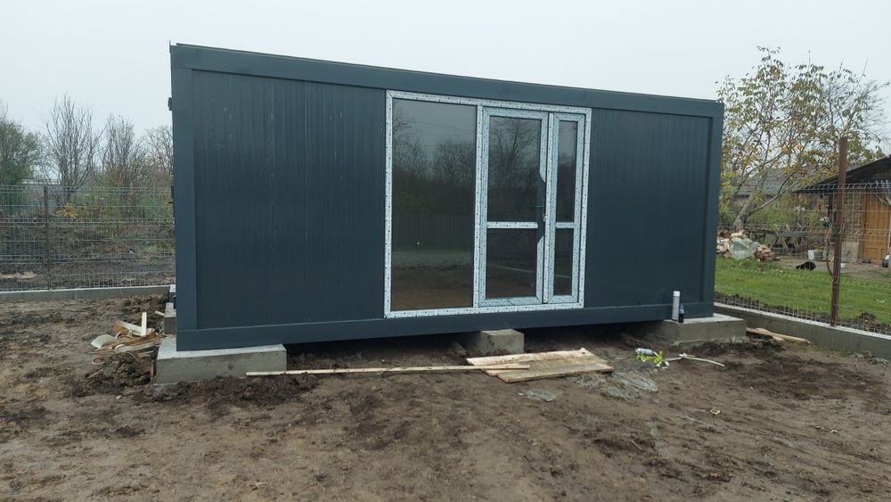 Vand container tip magazin