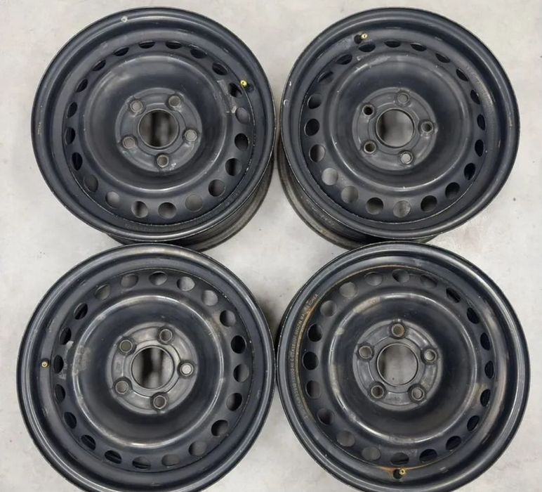 Продам штампованные диски R15 5/114.3