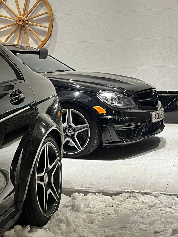 Мерседес w204 c550