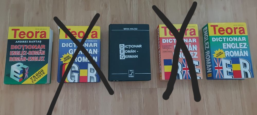 Dicționare de vanzare