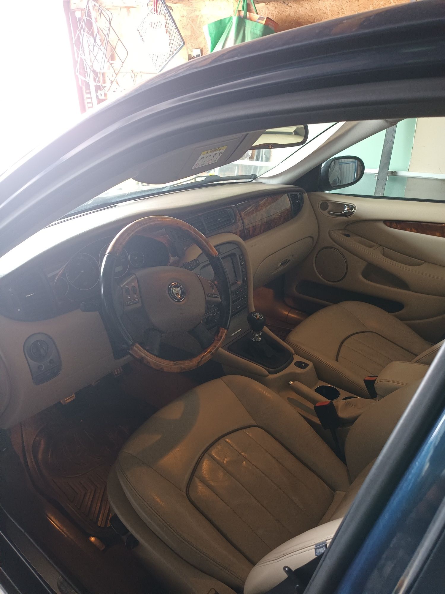 Vind Jaguar x tipe