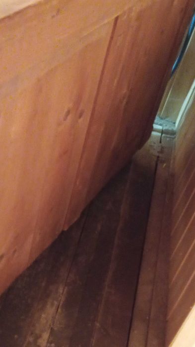 Comoda lemn +Furnir .