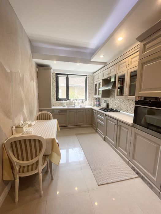 Apartament superb, Floreasca Parcul Verdi, 4camere, bl 2009, 165mp