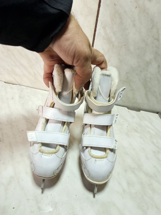 Patine 2016 gheata patinaj artistic Jackson marime eu  29-30 (19 cm)