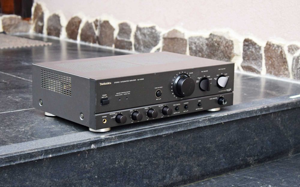 Amplificator Technics SU-VX 500, defect
