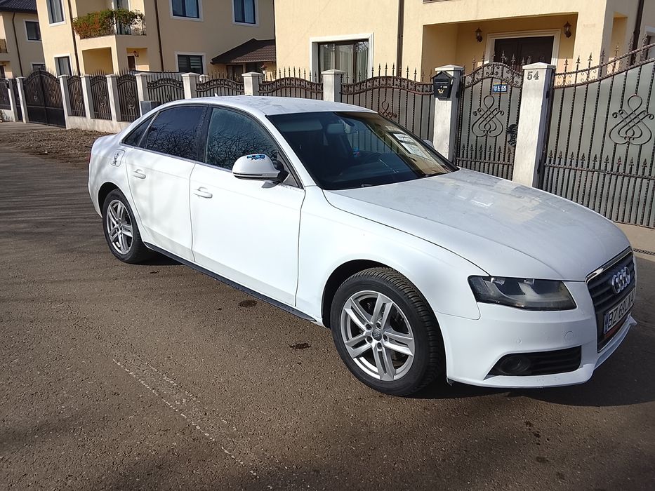Vând audi A4 b8 143 cai
