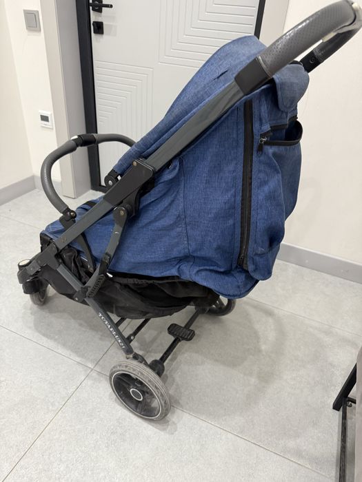 коляска легкая складная