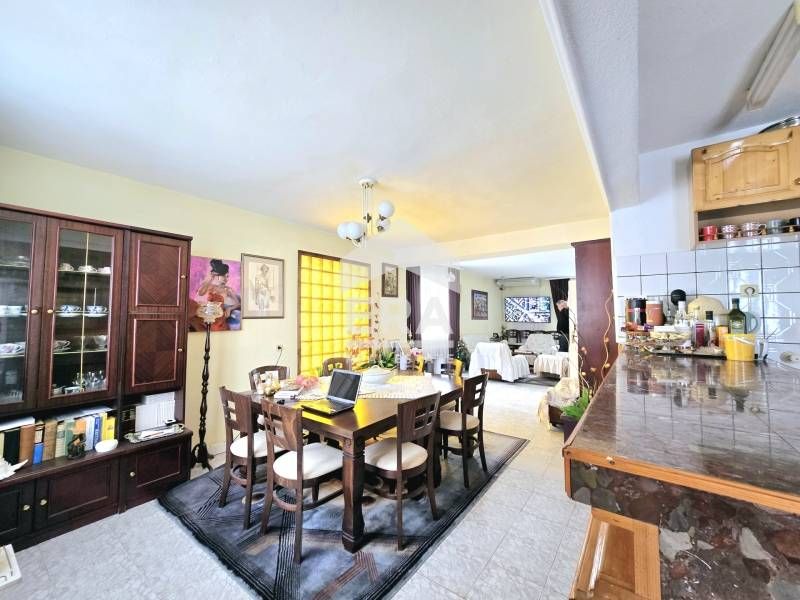 Продава се Многостаен апартамент в Велико Търново, Света гора - 176 кв.м за 783 €/кв.м - Снимка #1