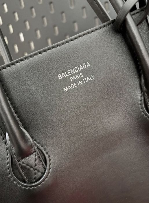 Чанта BALENCIAGA ( по модел)