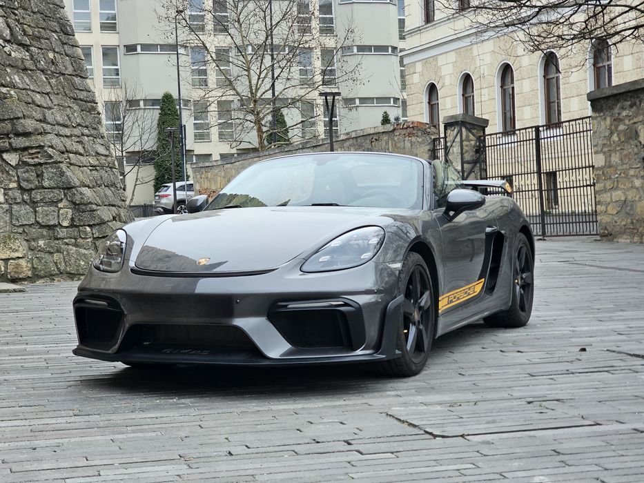 Porsche Boxter GT4-RS