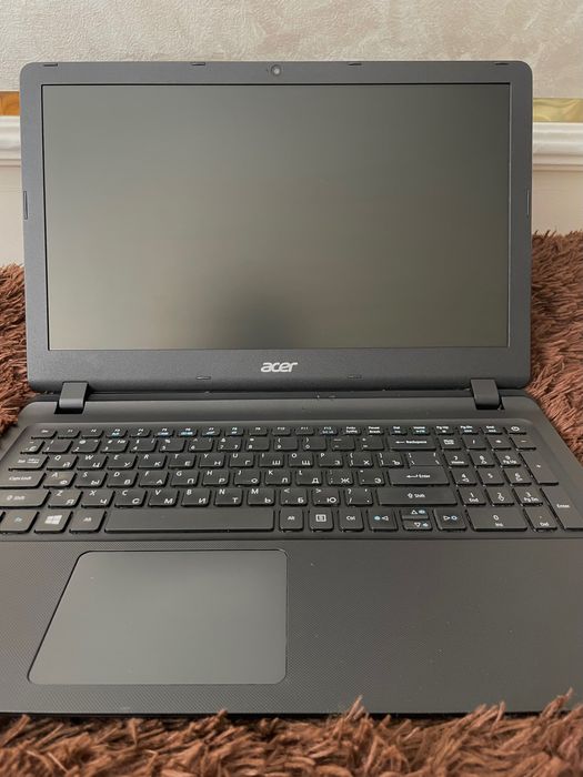 Notebook Acer sotiladi