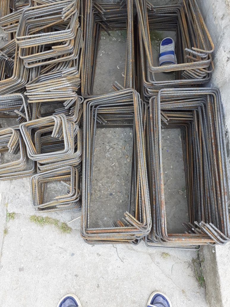 Etrieri  din fier beton  40 /20