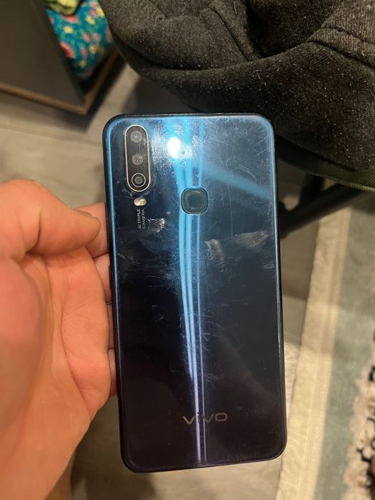 Vivo y17s  Срочно