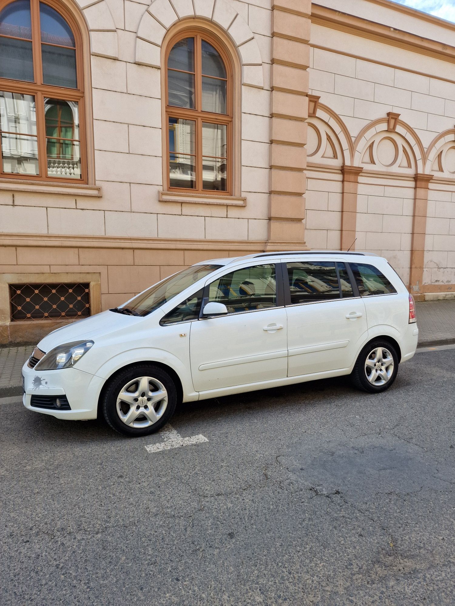 Opel zafira B 1.9 CDTI 2007