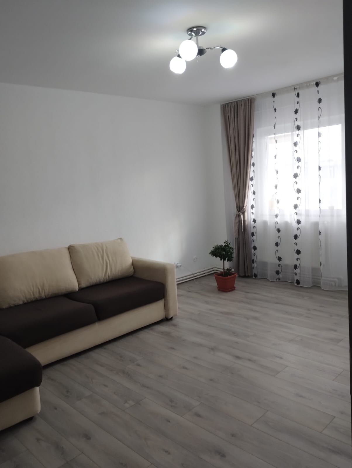 Apartament 3 camere Trivale