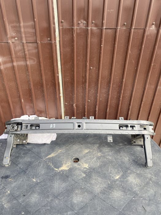 Armatura /intaritura vw passat b8