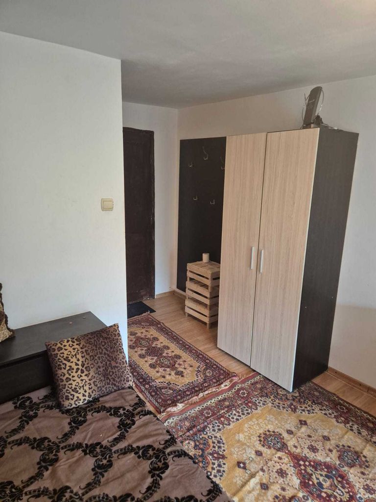 Дава се под наем  в Варна, Център - 16 кв.м за 127.5 € - Снимка #6