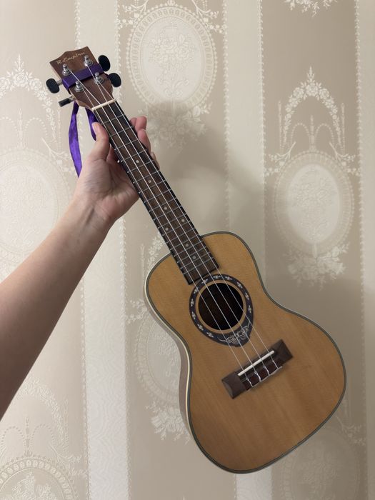 укулеле r.empire