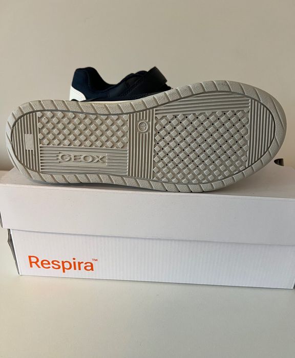 Geox Сникърси J Perth
