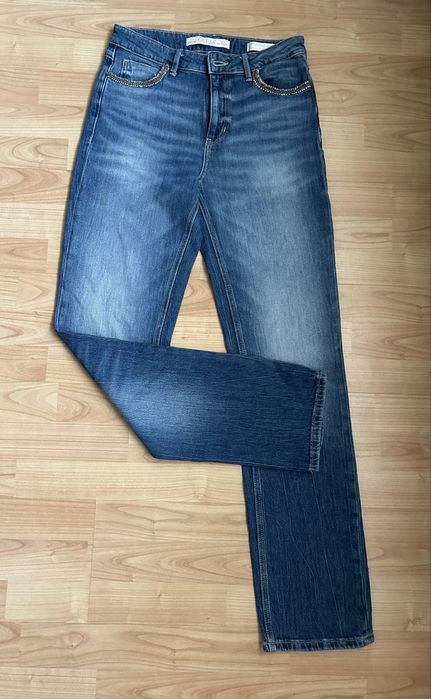 Blugi Guess marimea 29