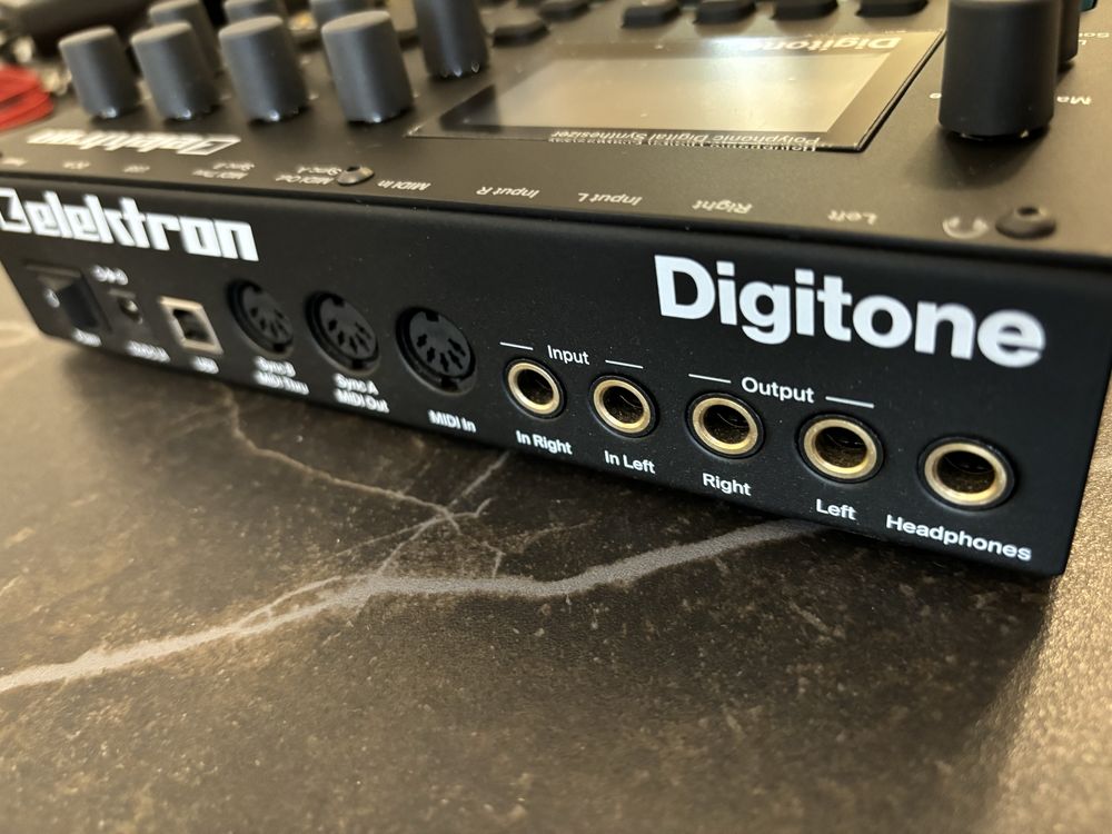 Elektron Digitone FM synth