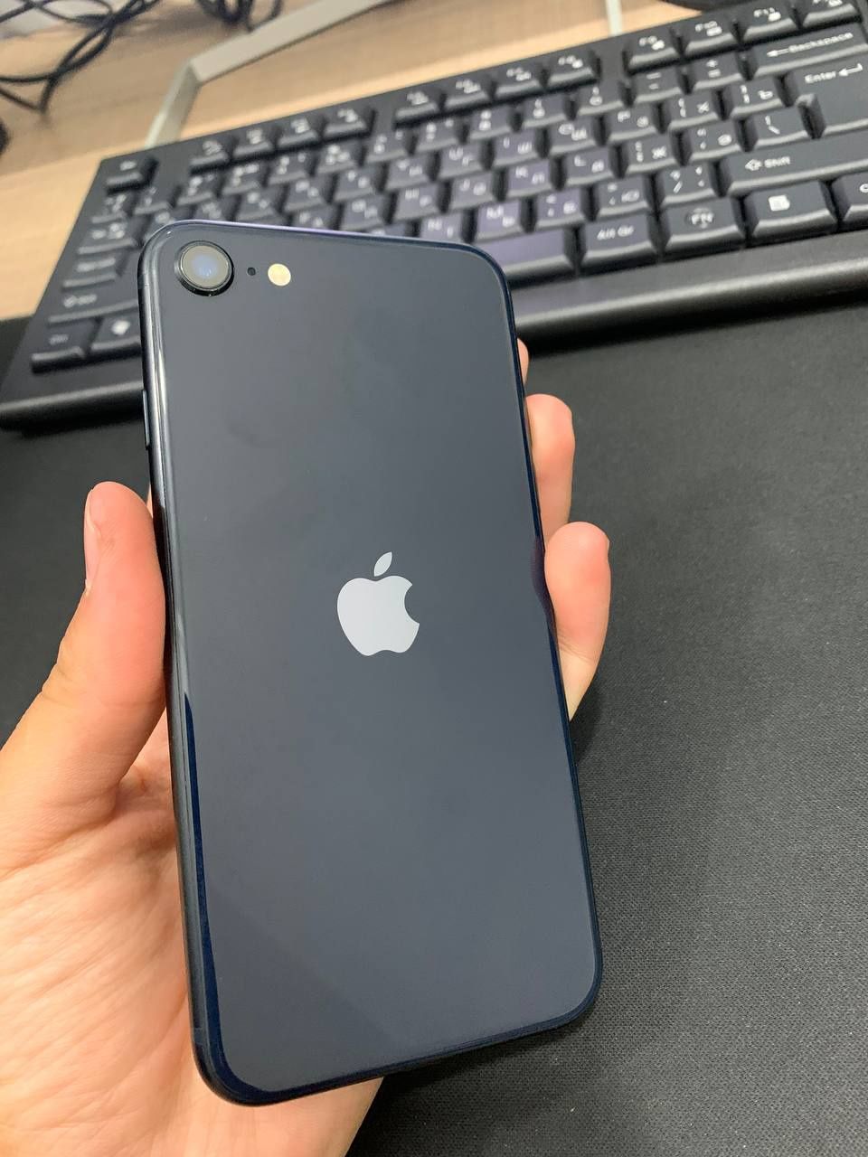 Iphone se 3 yili 2022