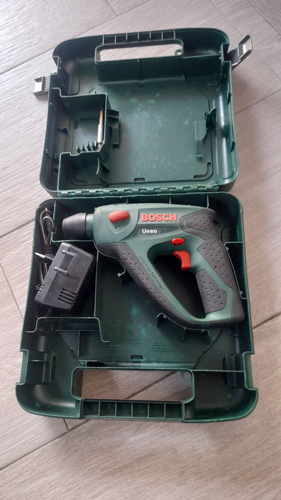 Acumulatori Bosch /Metabo /Karcher Rotopercutor  Bosch Uneo 14,4 v /Ro