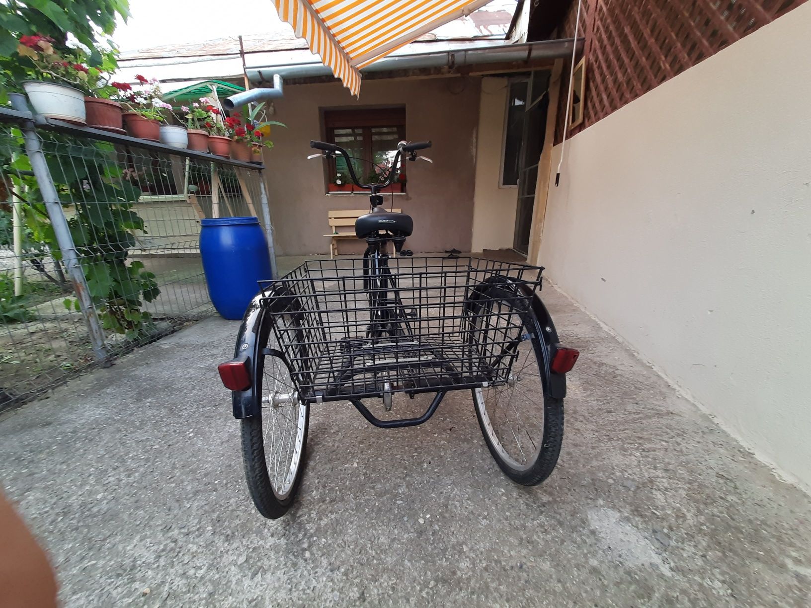 Bicicletă cu 3 roți
