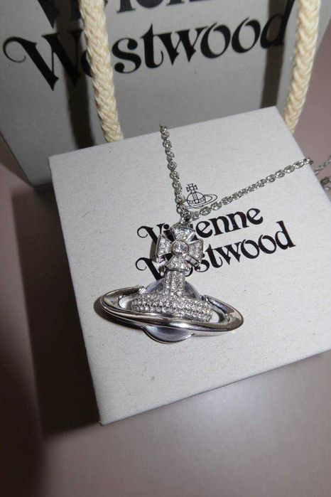 Vivienne Westwood гердан