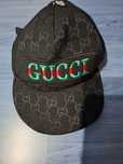 Șapcă Gucci purtată foarte putin