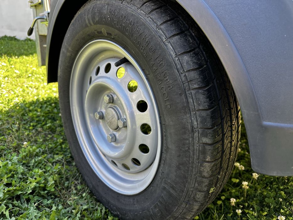 Vand remorca Humbaur 750kg + accesorii