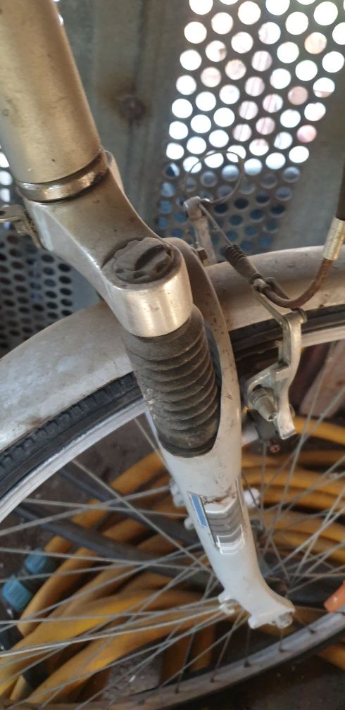 Bicicleata TŰV cadru din Aluminiu