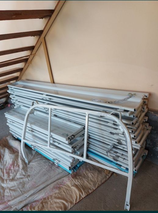 Labo bort Yengidan Yechilgan