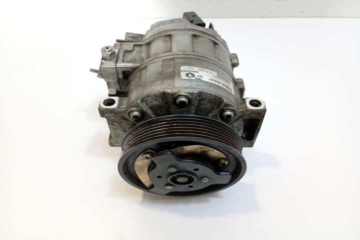 Compresor AC 699357 Volkswagen VW Golf a 5-a generatie