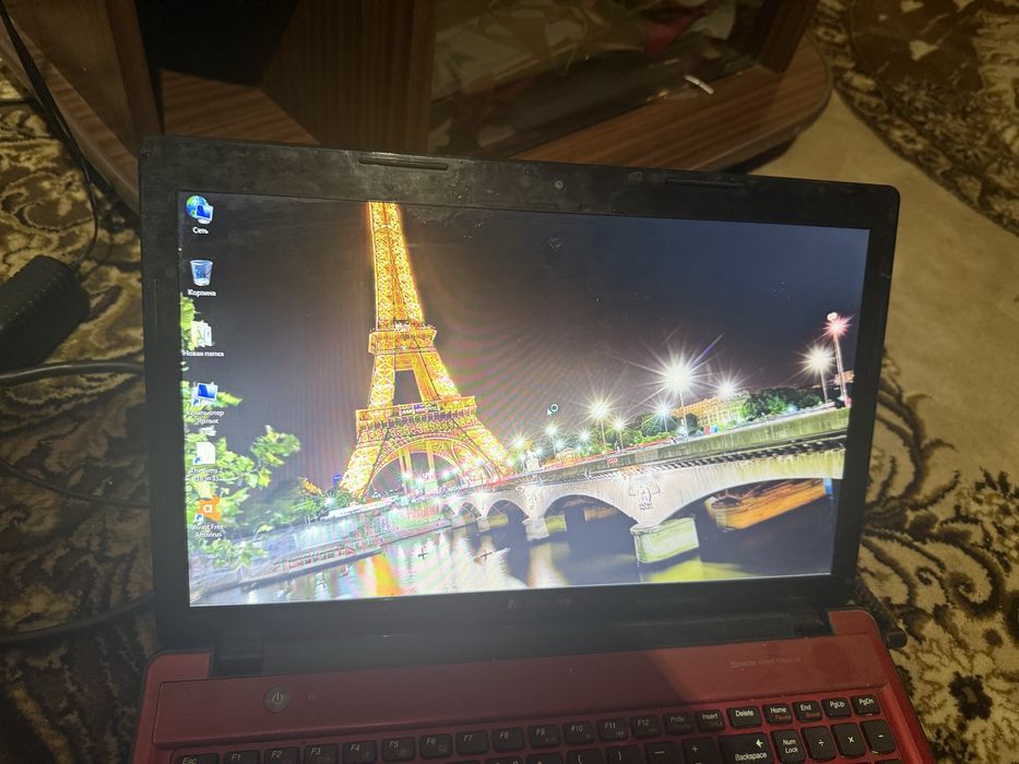 Ноутбук Lenovo в хорошем состоянии