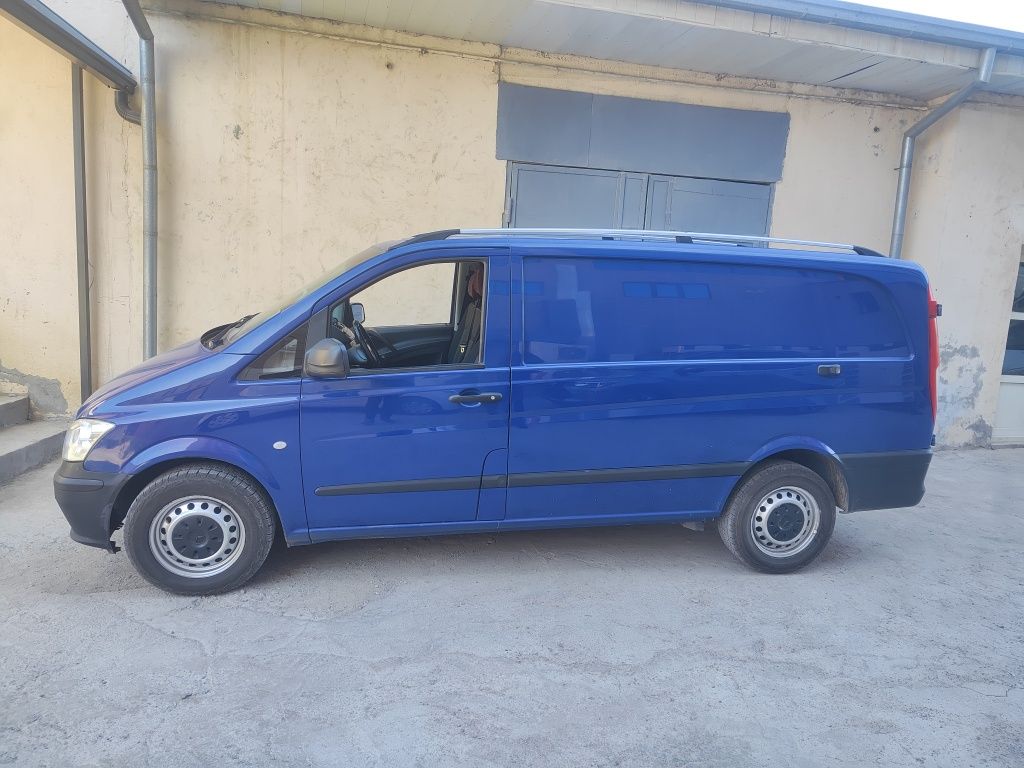 Mercedes-benz VITO 2012