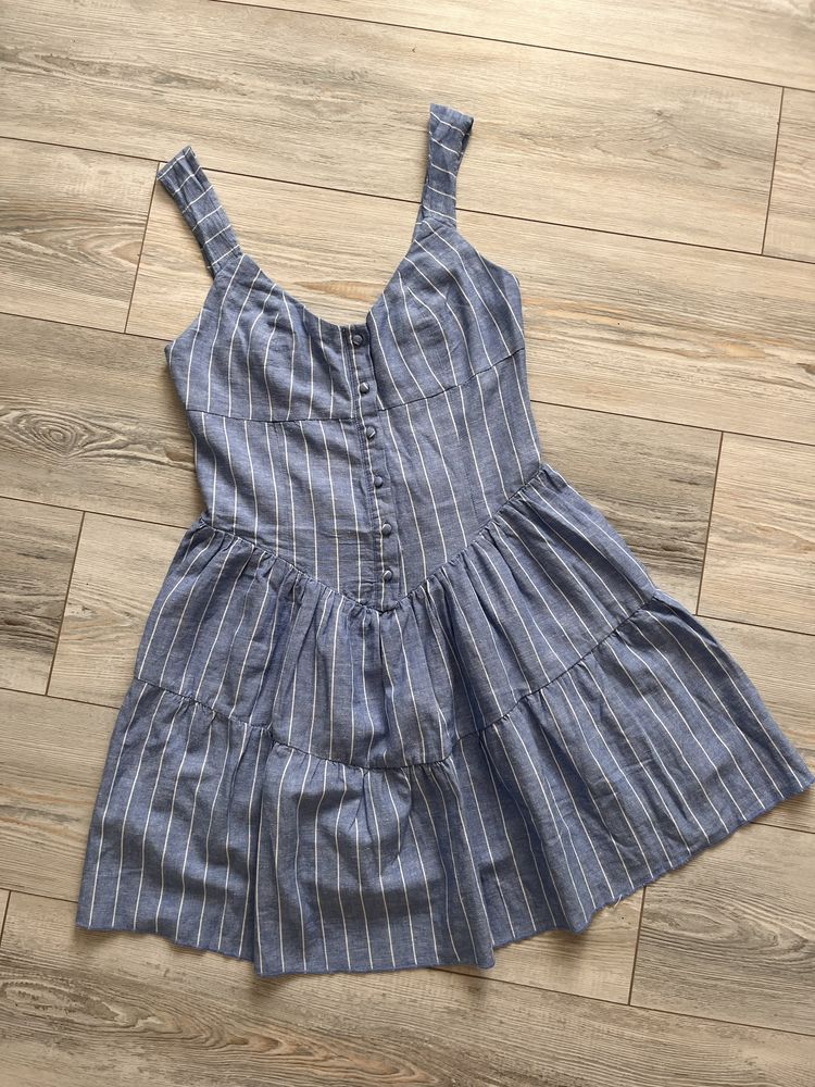 Дамски рокли Zara, Stradivarius