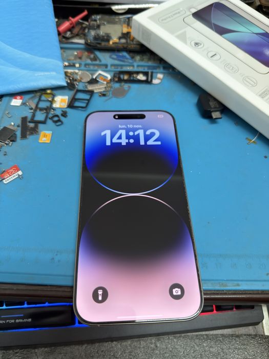 Vând Iphone 16 PRO MAX 256GB Silver