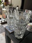 Продавам чаши за аперитив и кафе