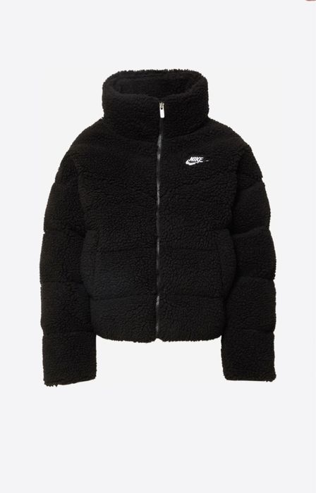 Зимно яке Nike.