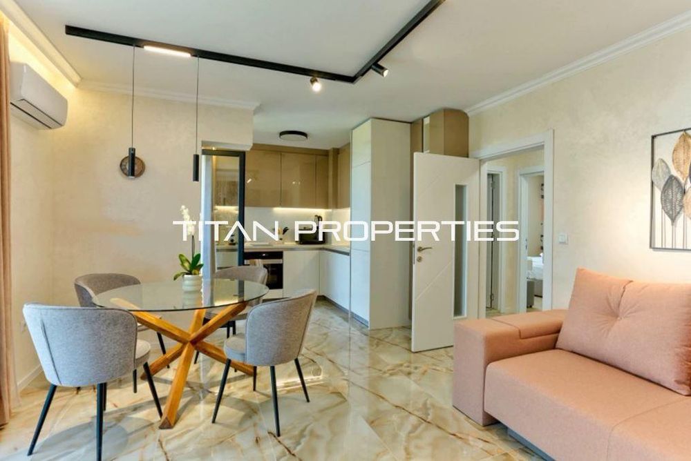 Дава се под наем Тристаен апартамент в Варна, Галата - 85 кв.м за 850 € - Снимка #3