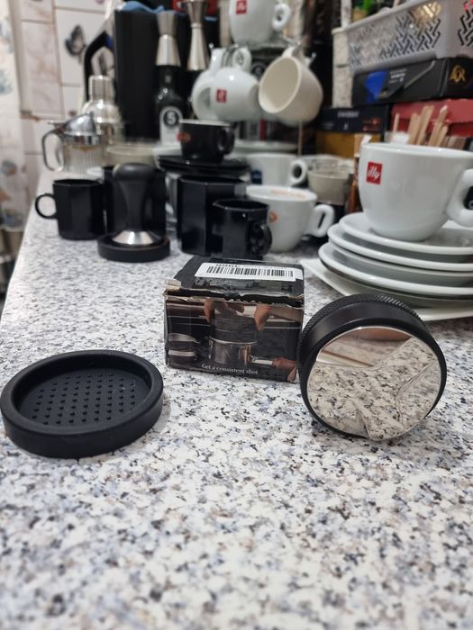 Distribuitor / Nivelator cafea 58mm – stare foarte bună, cu cutie