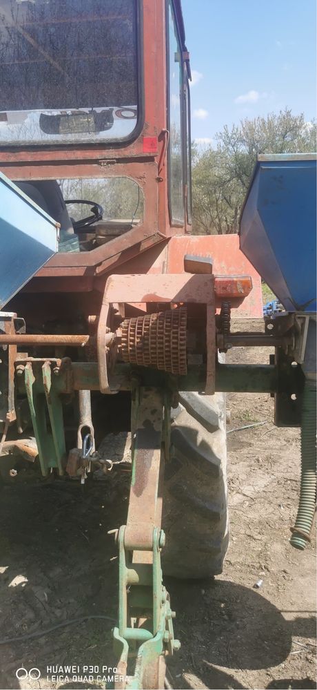 Vand cultivator cu fertilizare