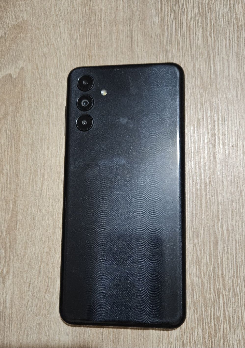 Продавам Samsung a04s