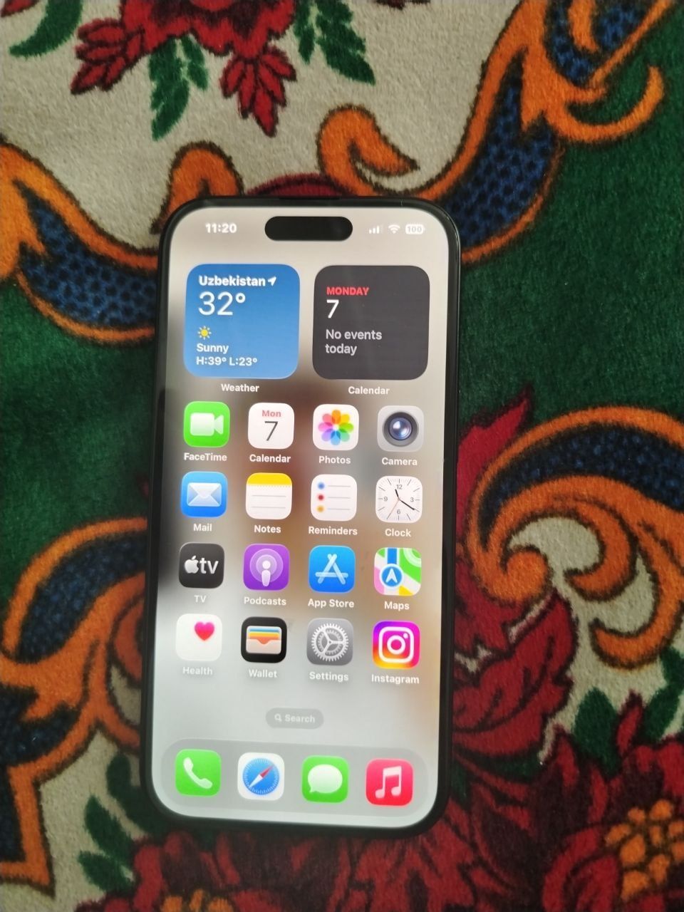 Iphone 15 sotiladi xolati alo